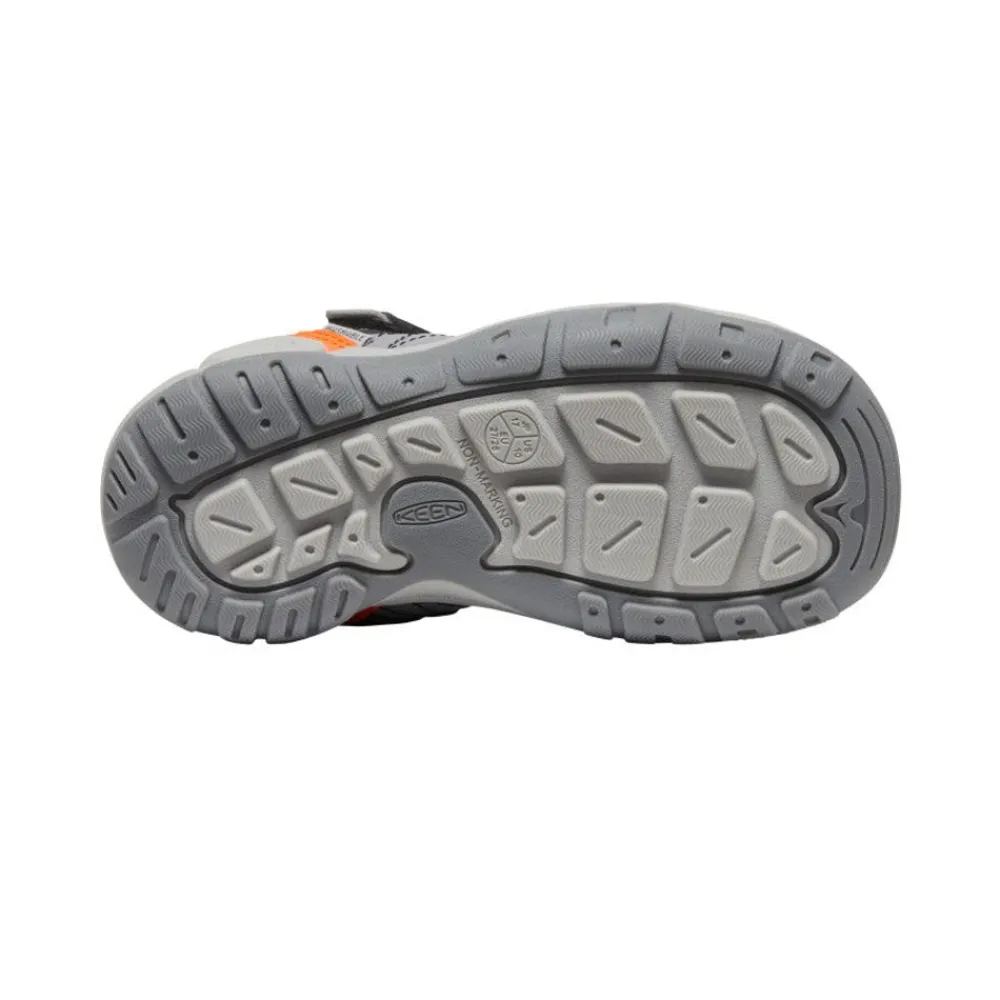 Fashion Little Kids' Knotch Peak Sneaker | Magnet/Safety Orange Kids Shoes