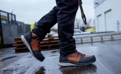Fashion Men'S Red Hook Waterproof Boot (Carbon-Fiber Toe) | Tobacco/Black Men Work Boots & Shoes