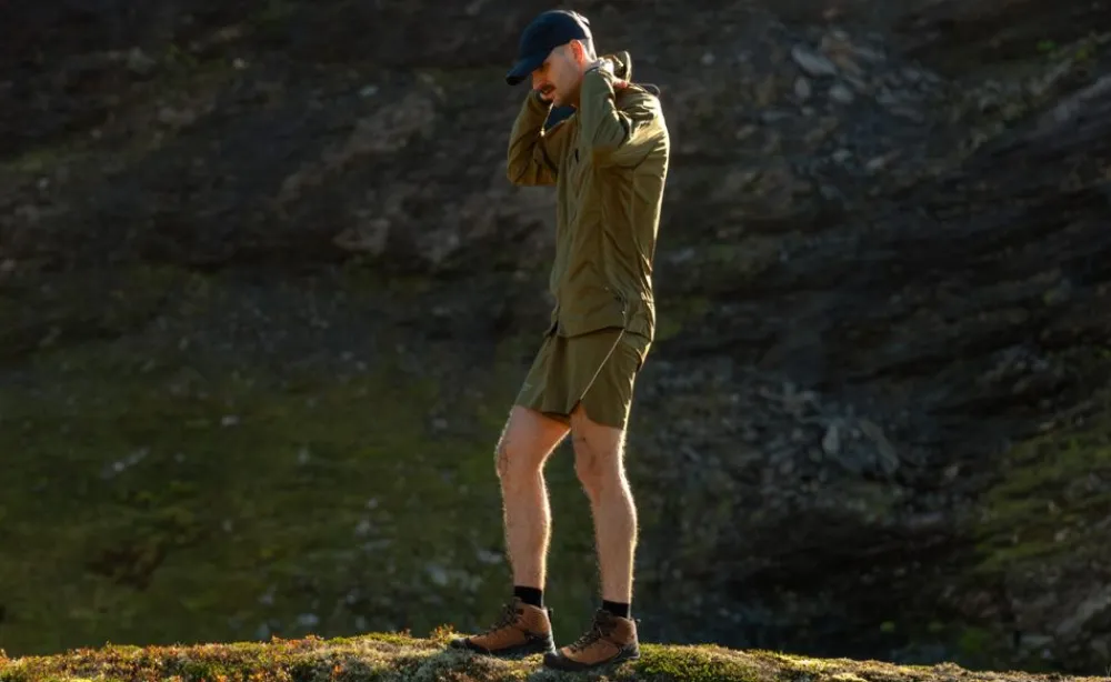 Outlet Men'S Targhee Iv Waterproof Hiking Boot | Bison/Black Men Boots