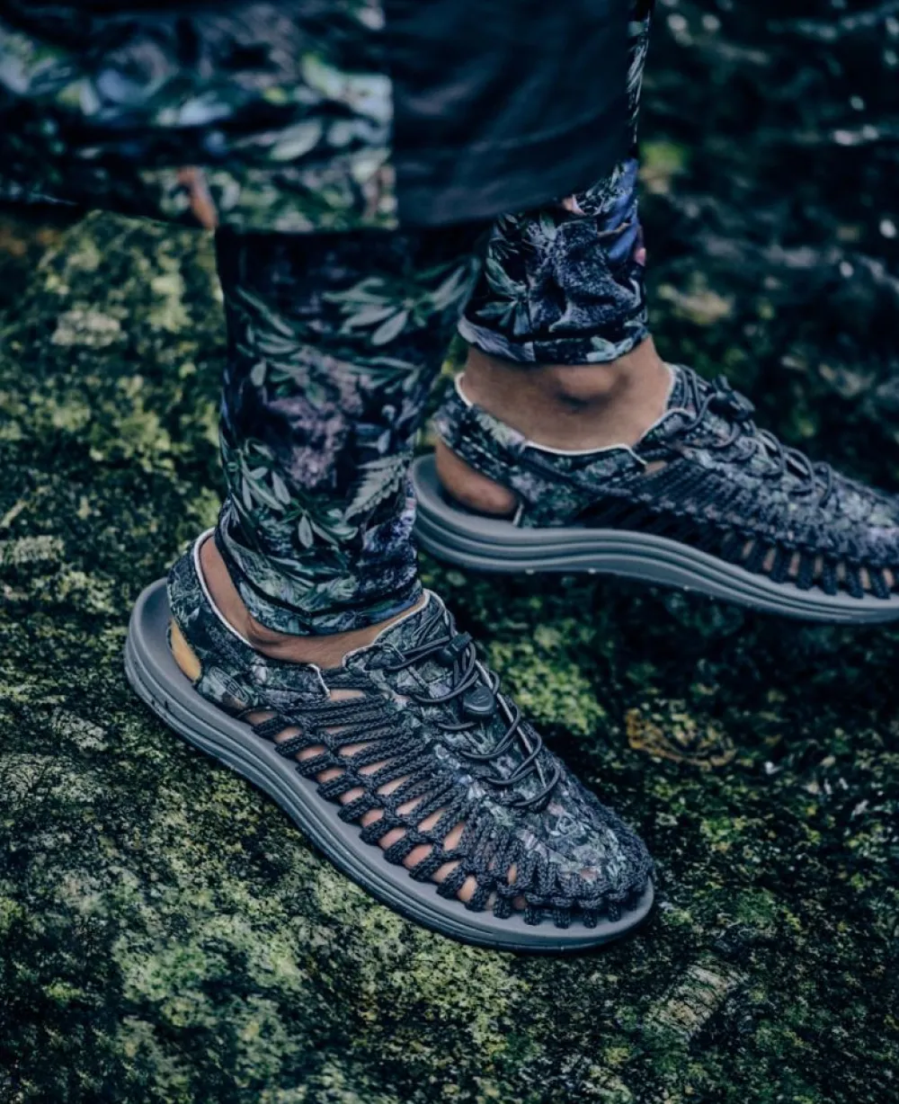 Clearance Men'S Uneek Sneaker X Elnest | Yakushima Forestra Camo Men Sandals