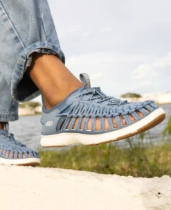 Fashion Women'S Uneek O3 Sneaker Sandal | Bistre/Birch Women Sandals