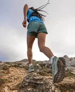 Hot Women'S Zionic Waterproof Hiking Shoe | Black/Black Women Shoes